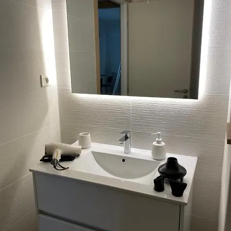 Διαμέρισμα Maroelvi *