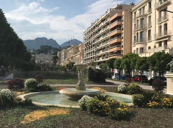 Maroelvi * Menton